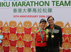 Pauline, together with Professor Paul Cheung (right), founded the HKU Marathon Team in 2006. She was awarded the 10th Anniversary Medal of the HKU Marathon Team in 2015.
